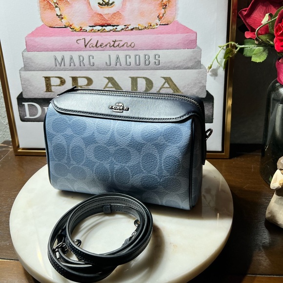 Coach mini Bennett denim canvas and leather beautiful crossbody bag NWOT - Picture 8 of 14